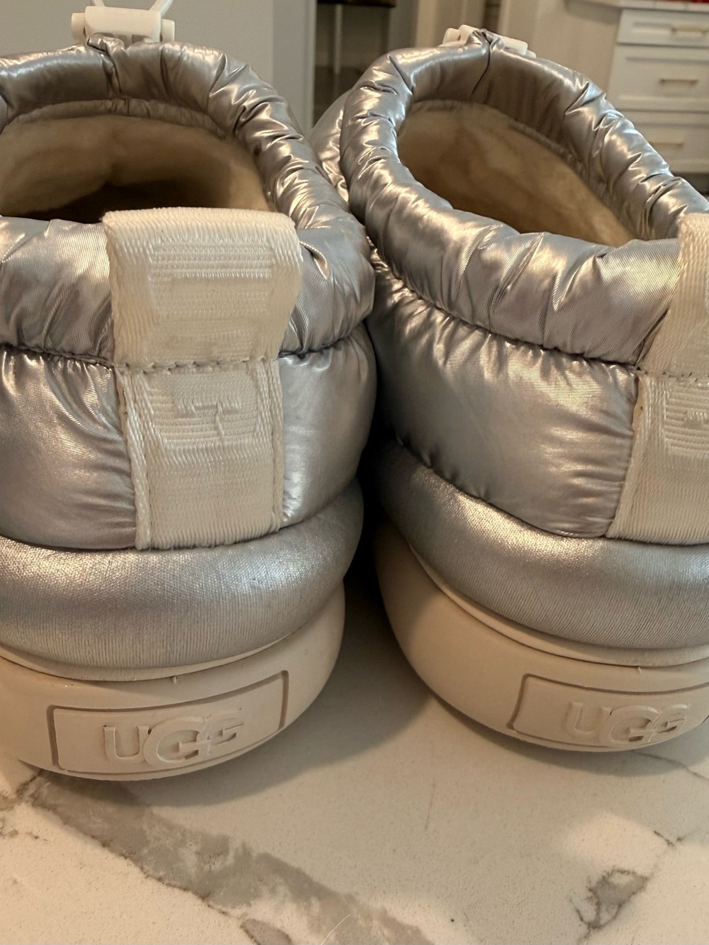 UGG Silver Puffer Slip-On Shoes - Picture 3 of 5